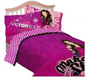 victorious comforter