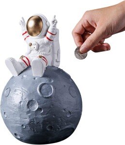 astronaut piggy bank